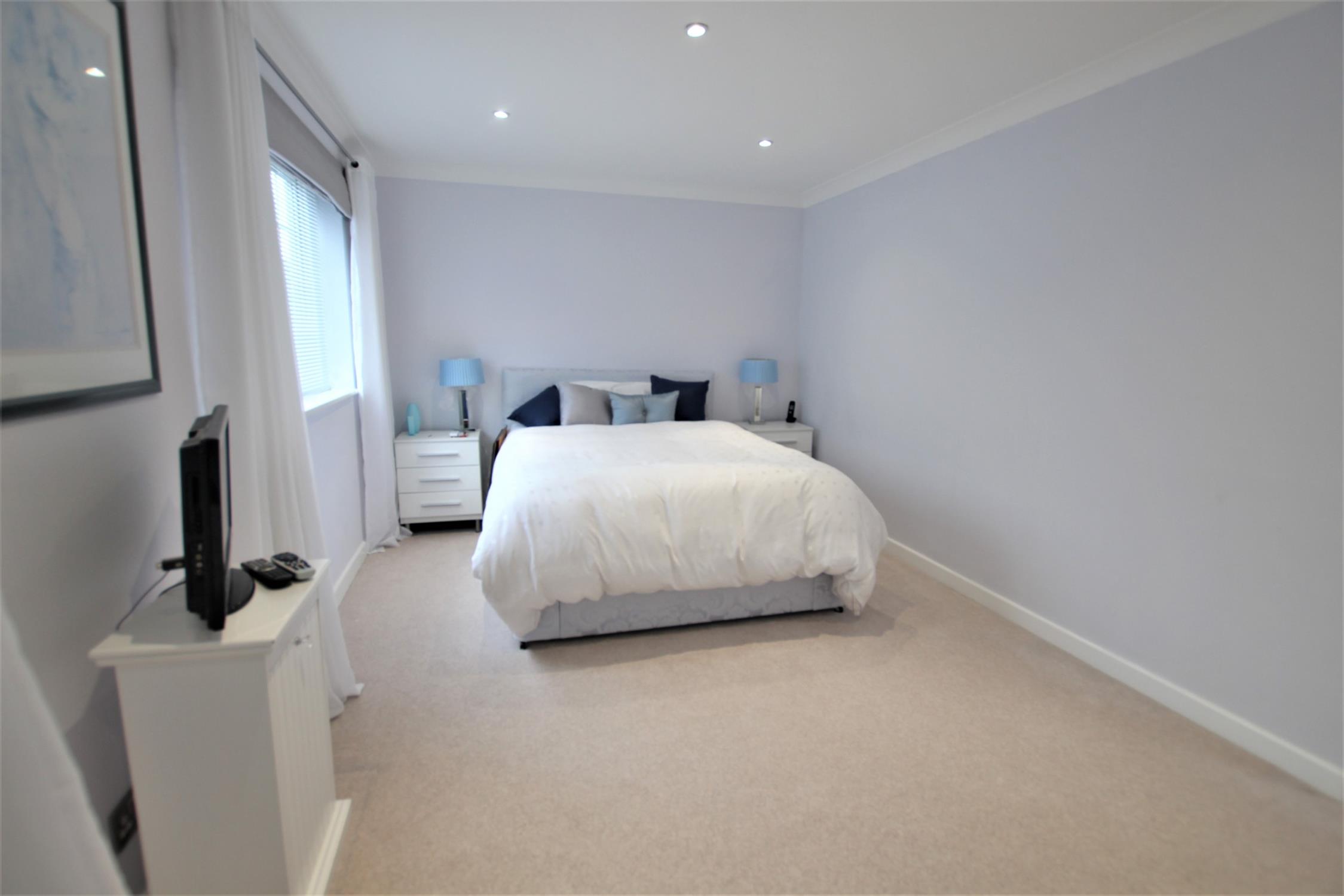 For Sale South Road, Horndean, 3 Bedroom Property from Pearsons Estate