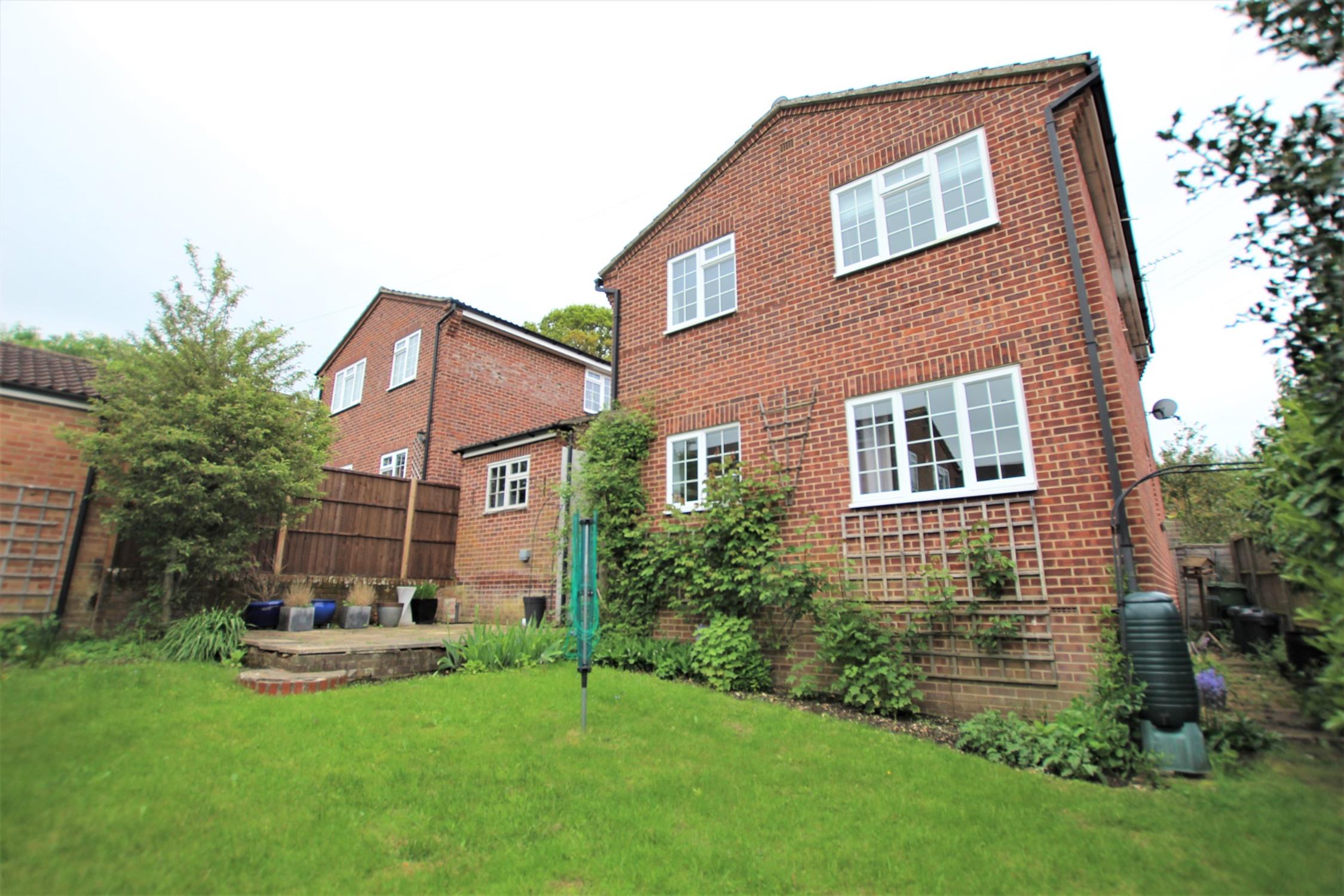 For Sale South Road, Horndean, 3 Bedroom Property from Pearsons Estate