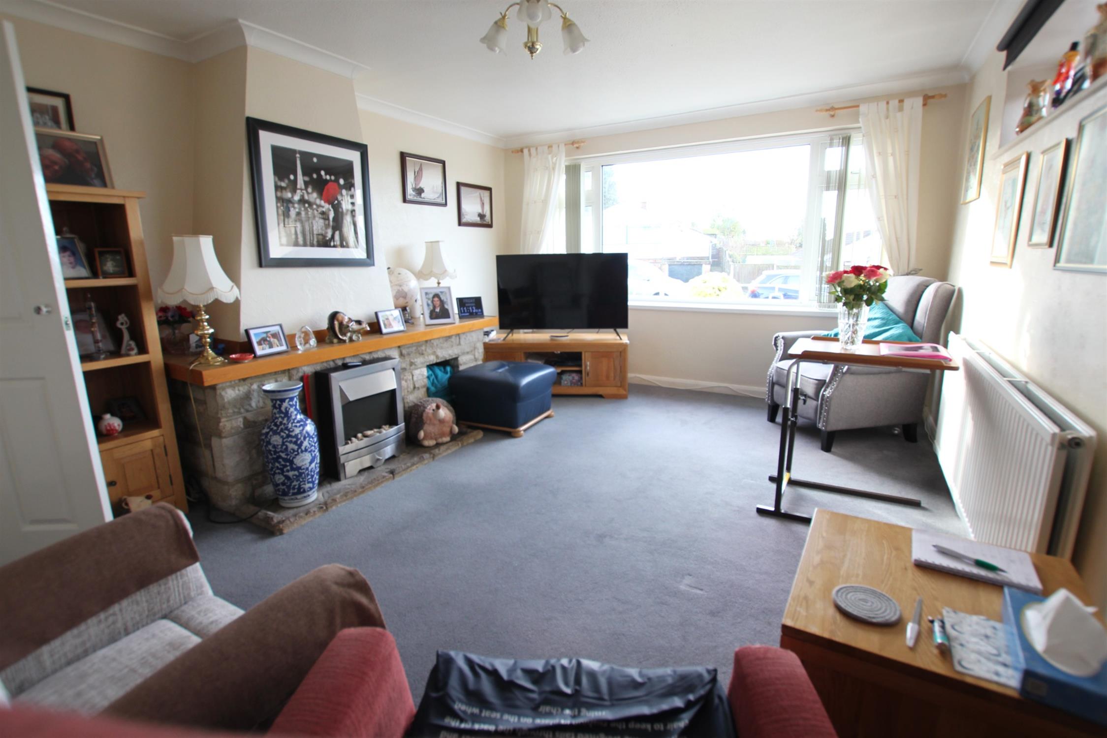 For Sale Clanfield, 3 Bedroom Property from Pearsons Estate Agents