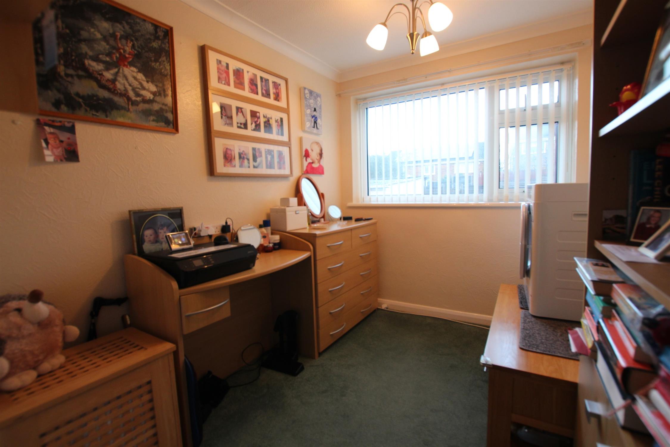 For Sale Clanfield, 3 Bedroom Property from Pearsons Estate Agents