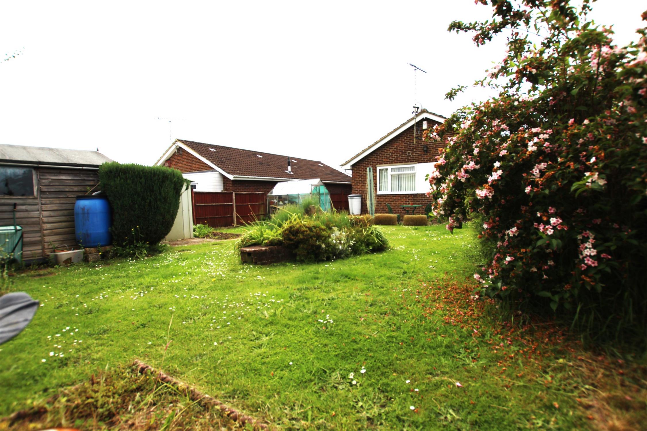 For Sale Clanfield, 3 Bedroom Property from Pearsons Estate Agents