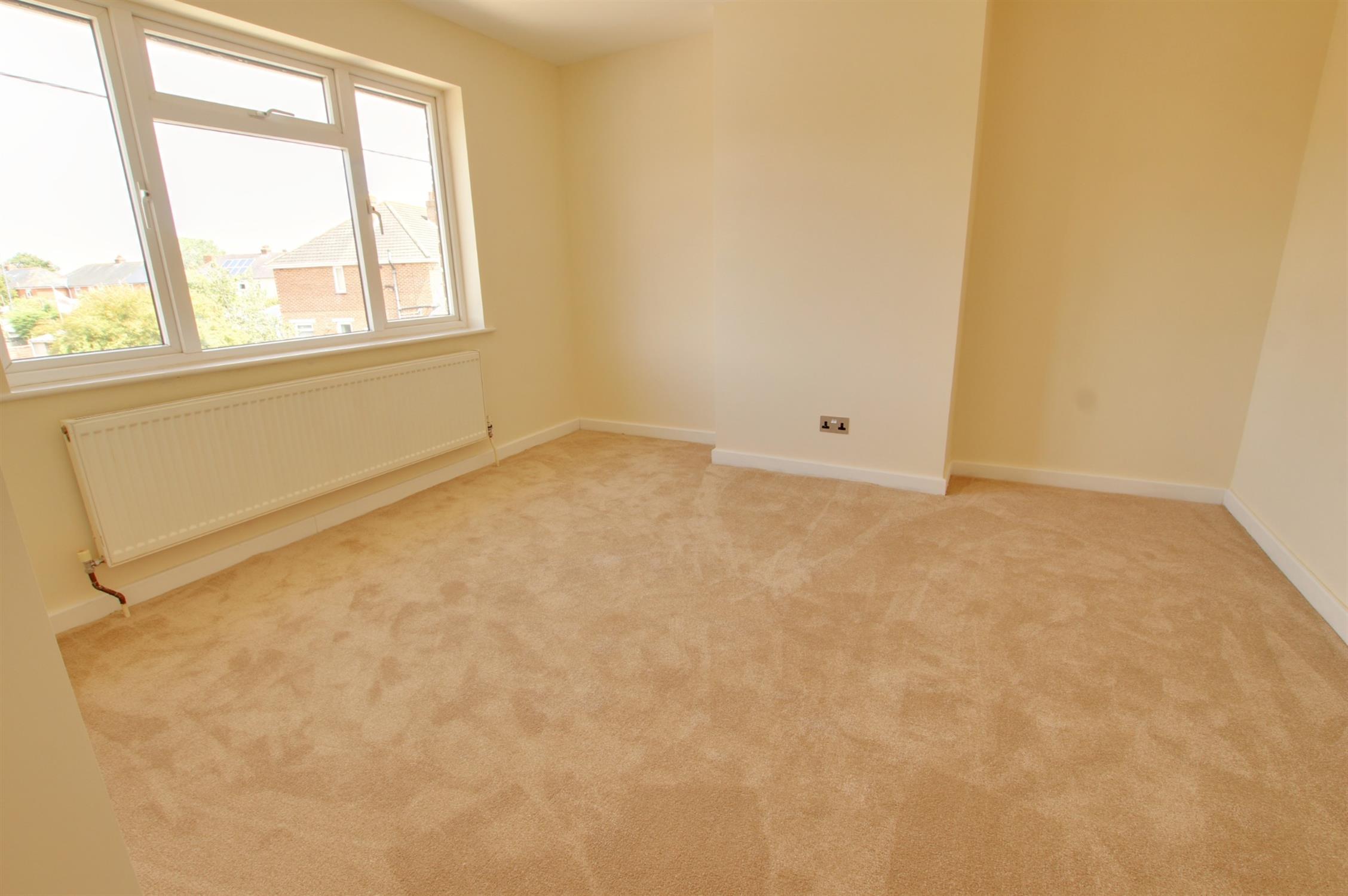 For Sale Blackfield, 4 Bedroom Property from Pearsons Estate Agents