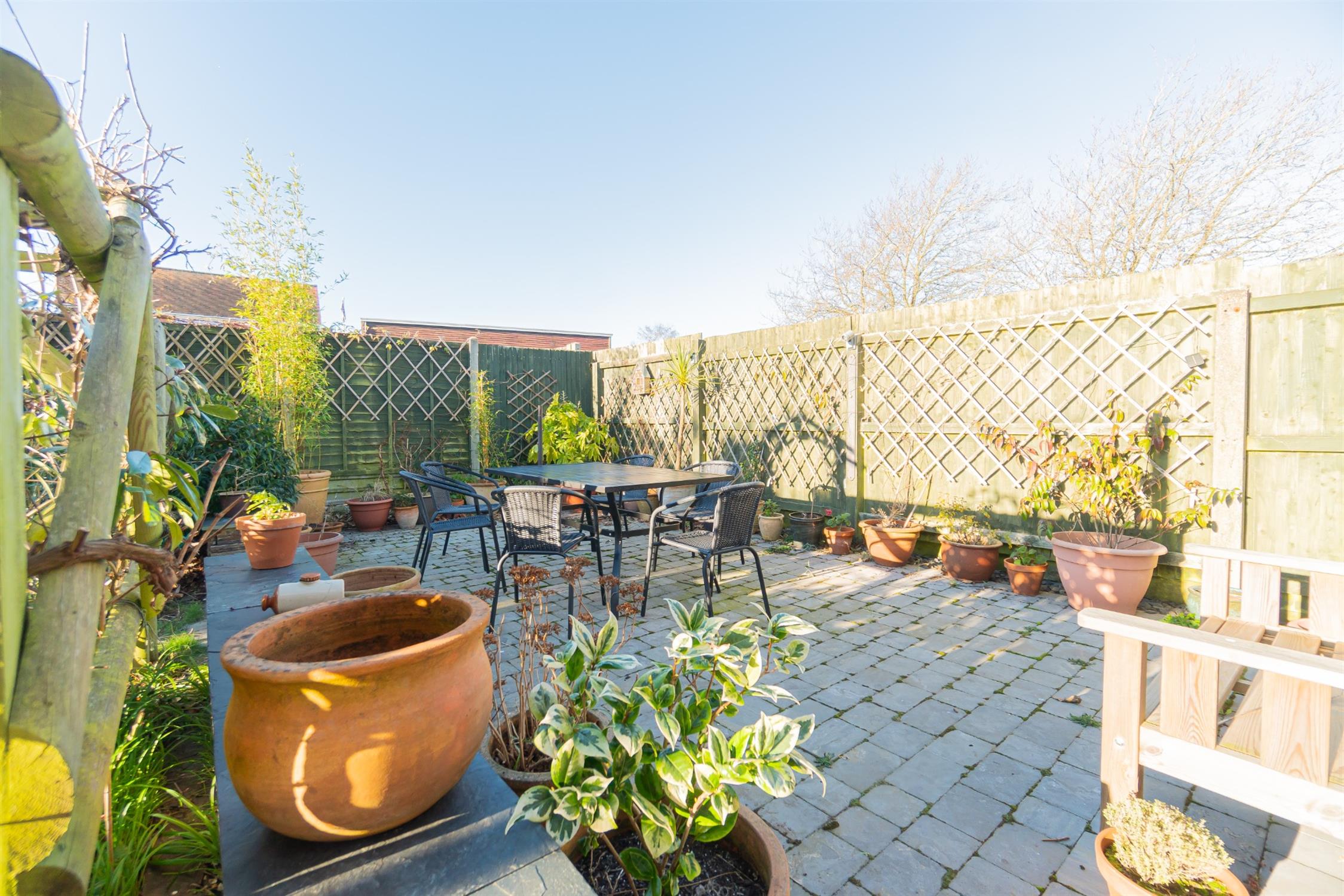 For Sale Whites Lane, Fawley, 3 Bedroom Property from Pearsons Estate