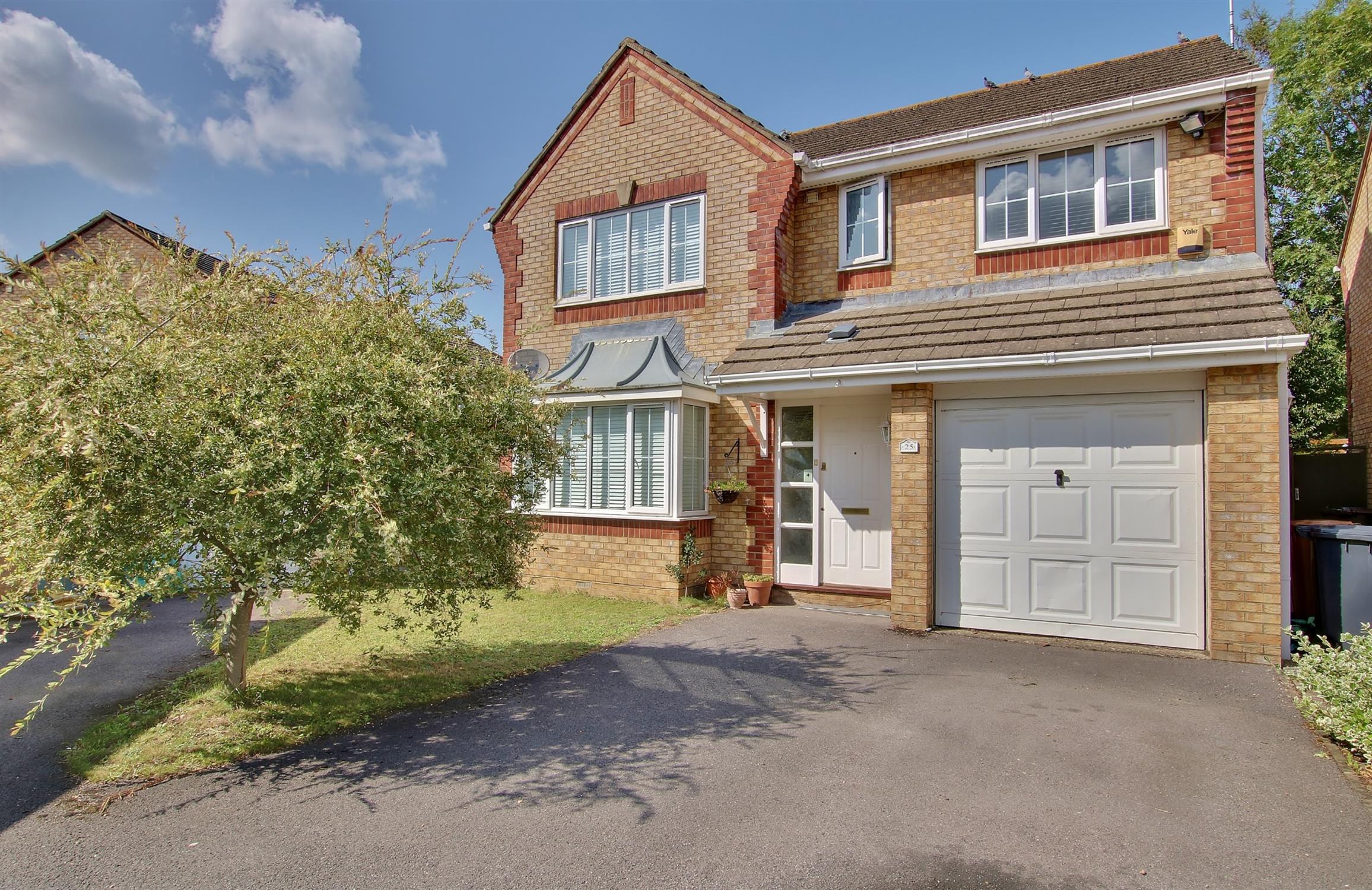 For Sale Nursling, Southampton, 4 Bedroom Property from Pearsons