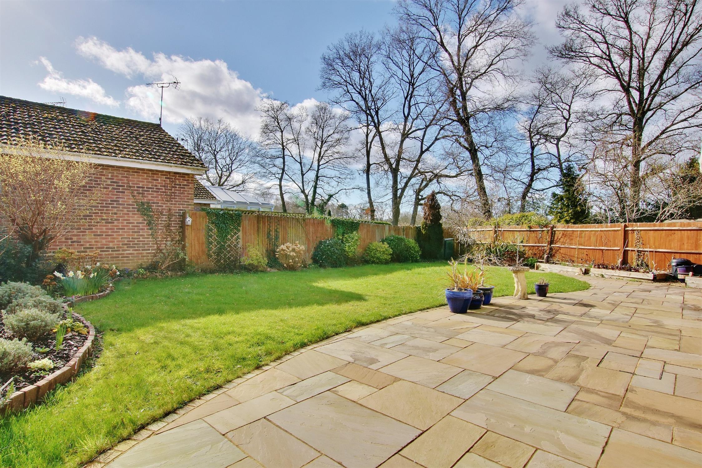 For Sale West Wellow, Romsey, 3 Bedroom Property from Pearsons Estate