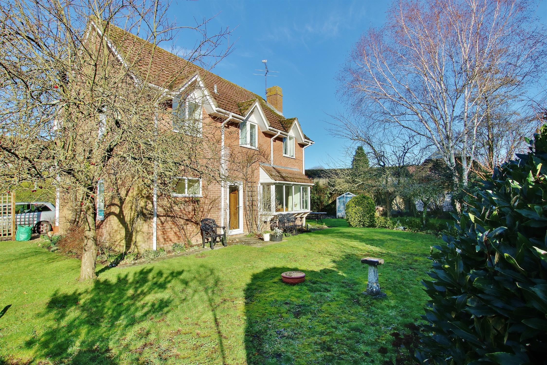 For Sale Kings Somborne, 4 Bedroom Property from Pearsons Estate Agents