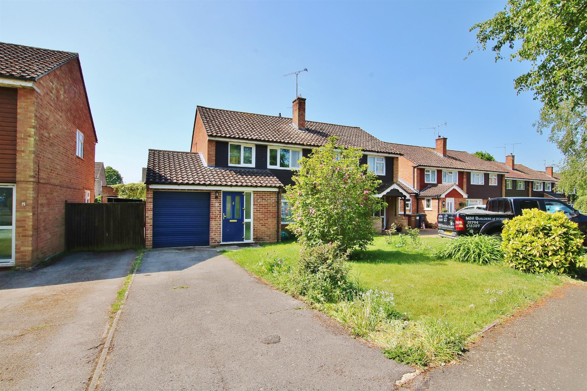 For Sale Whitenap, Romsey, 3 Bedroom Property from Pearsons Estate Agents