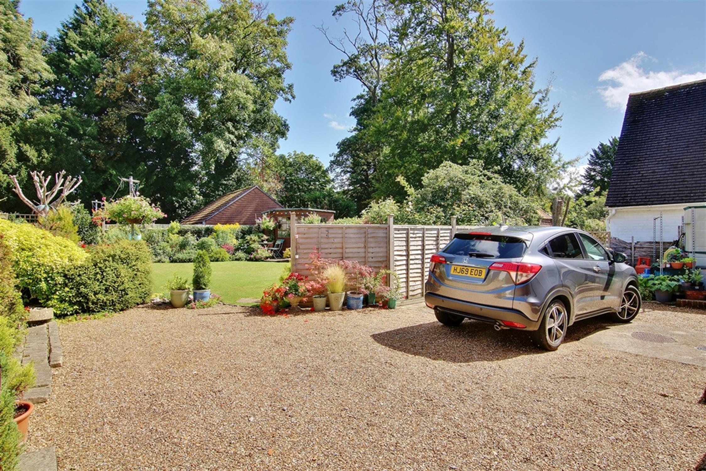 For Sale High Street, Broughton, Stockbridge, 4 Bedroom Property from