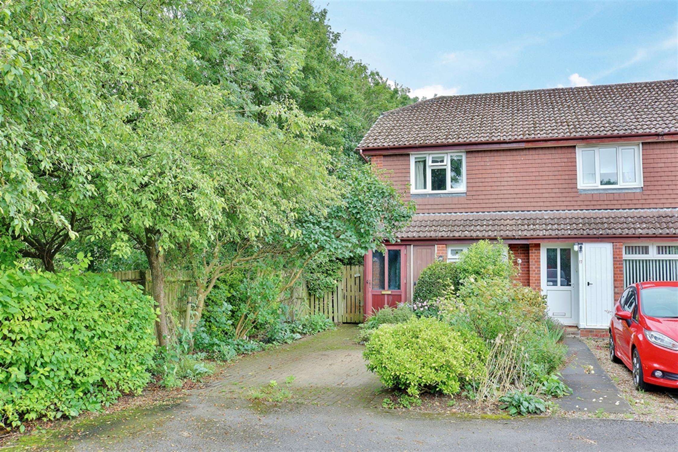 For Sale Romsey, 2 Bedroom Property from Pearsons Estate Agents