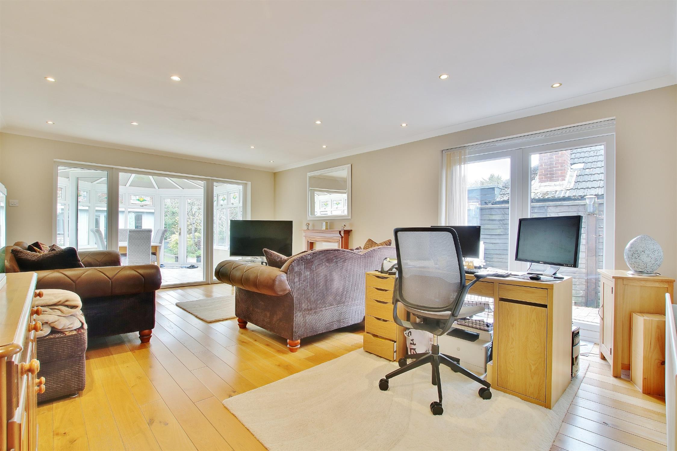 For Sale Nursling, 3 Bedroom Property from Pearsons Estate Agents