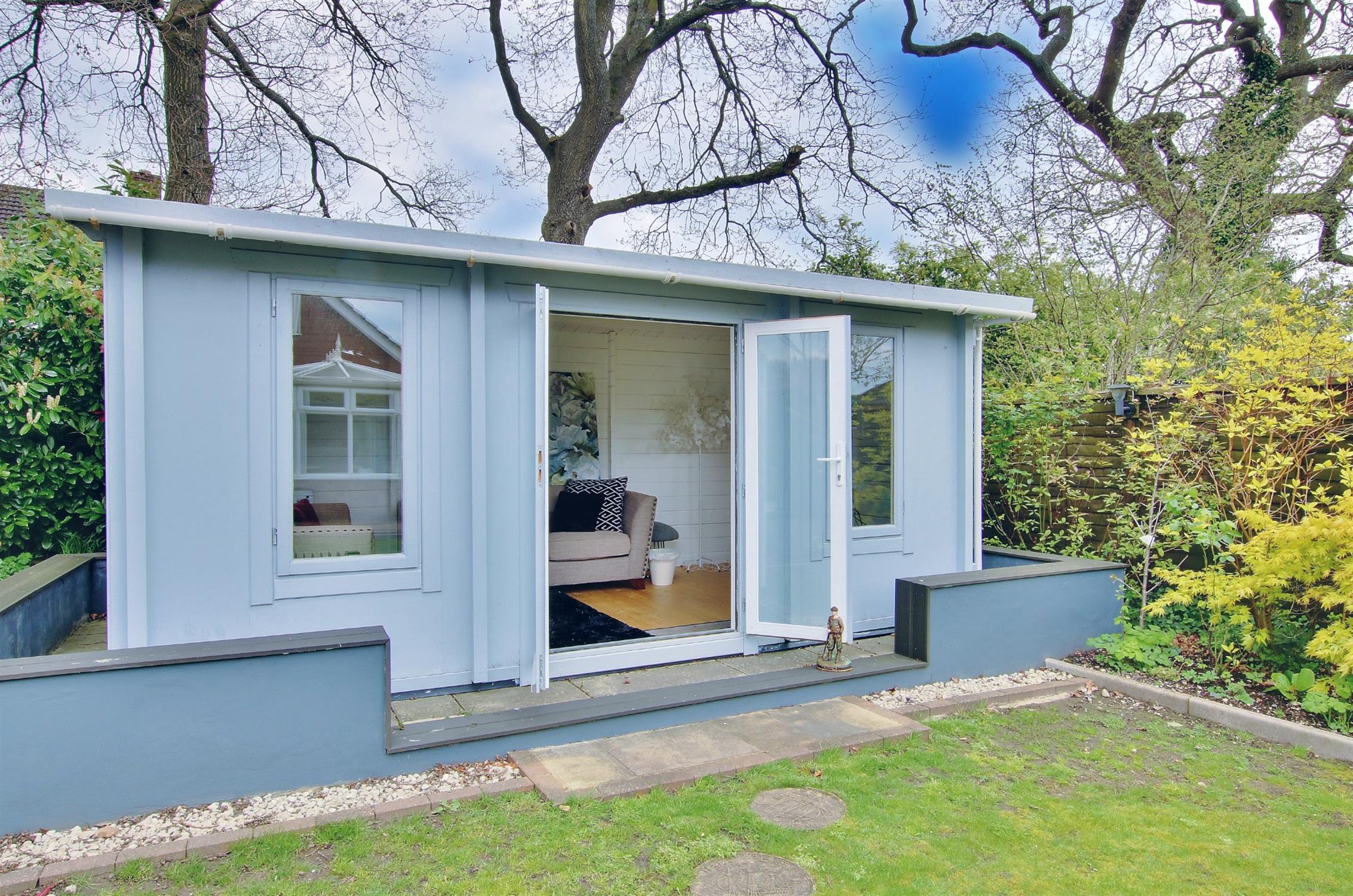 For Sale Nursling, 3 Bedroom Property from Pearsons Estate Agents