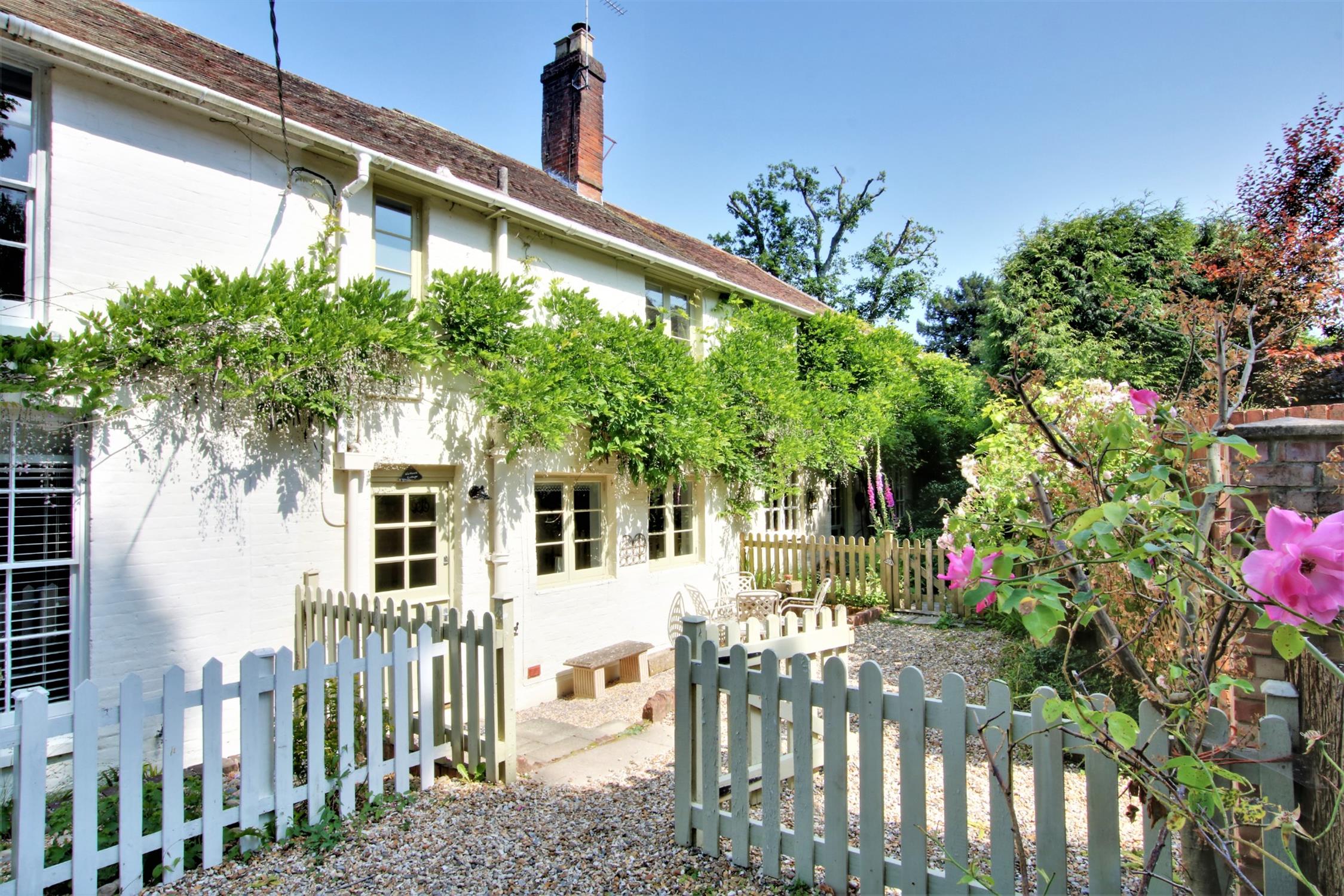 For Sale Bartley, Southampton, 2 Bedroom Property from Pearsons Estate