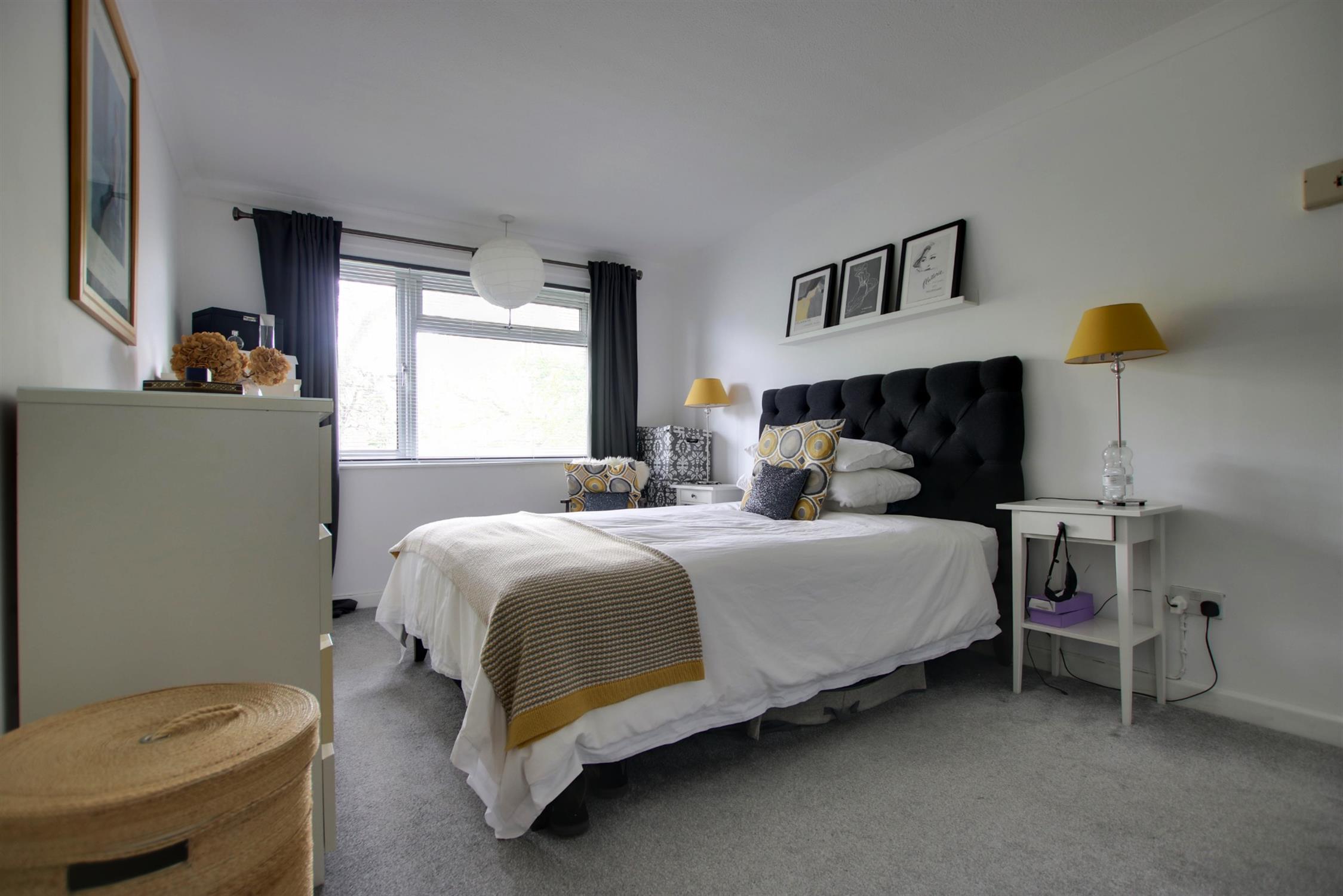 For Sale Highfield, Southampton, 2 Bedroom Property from Pearsons