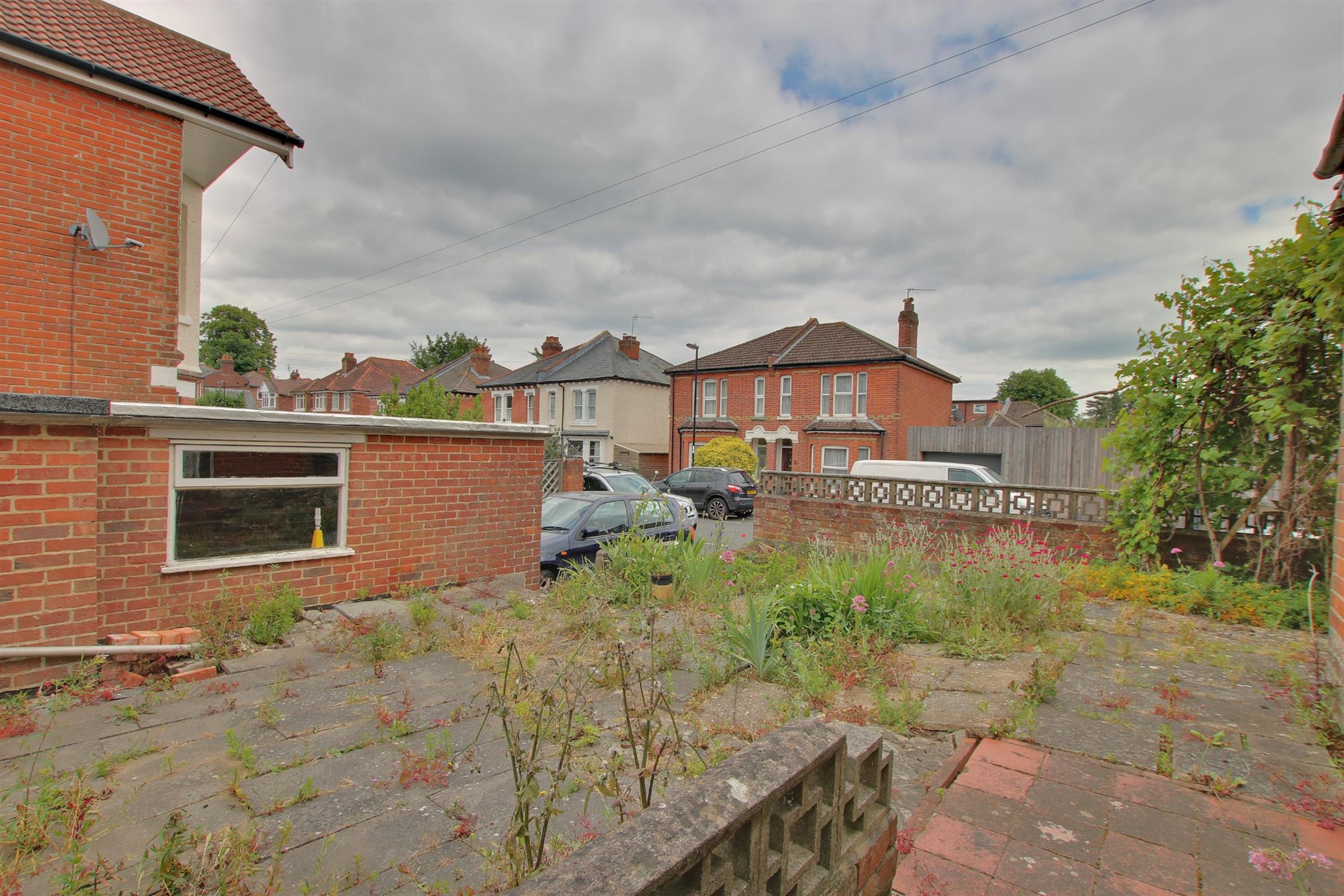 For Sale Highfield, Southampton, 3 Bedroom Property from Pearsons