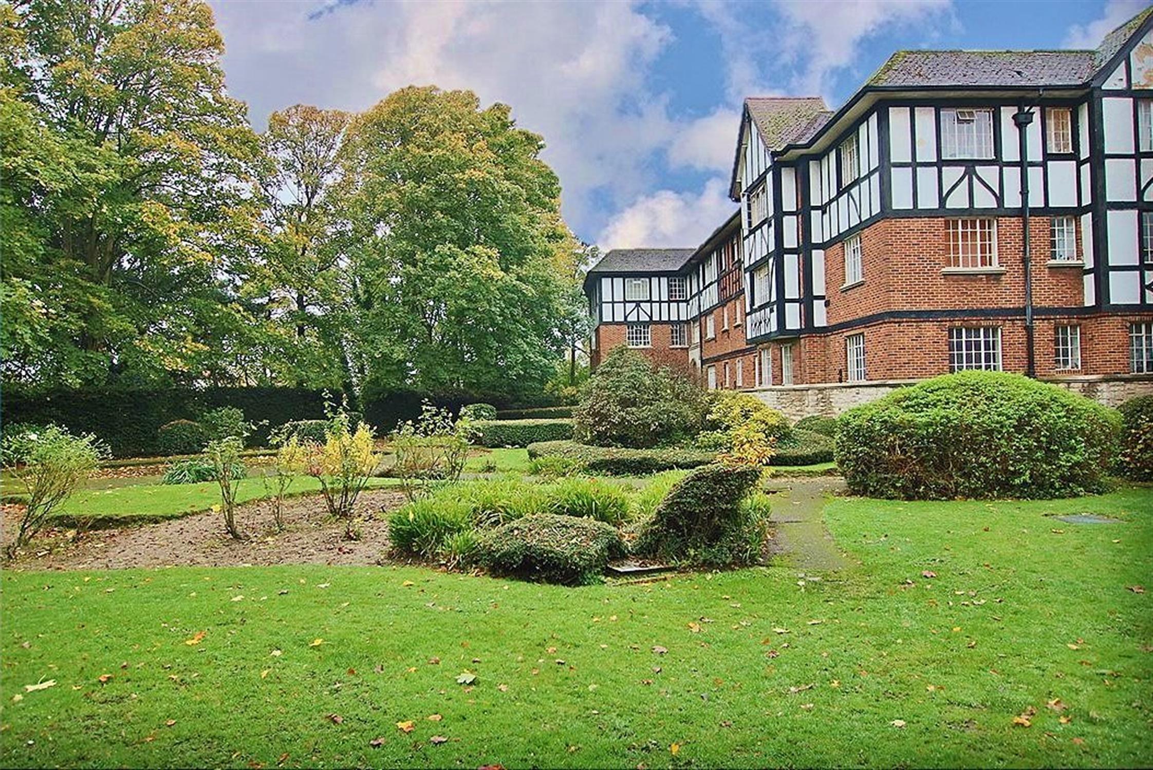 For Sale Central Southampton, Southampton, 1 Bedroom Property from Pearsons Estate Agents