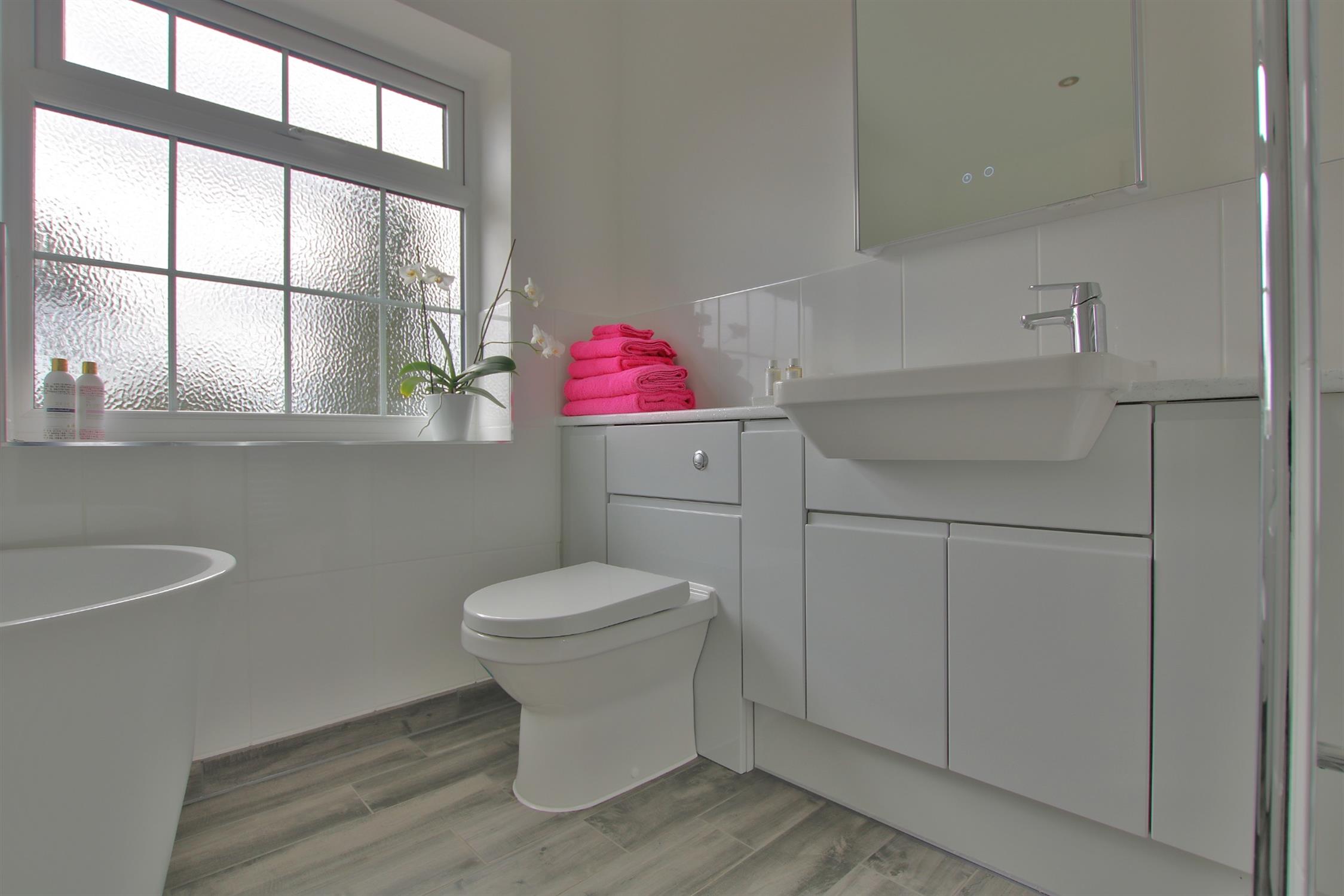 For Sale Ethelburt Avenue, Southampton, 4 Bedroom Property from