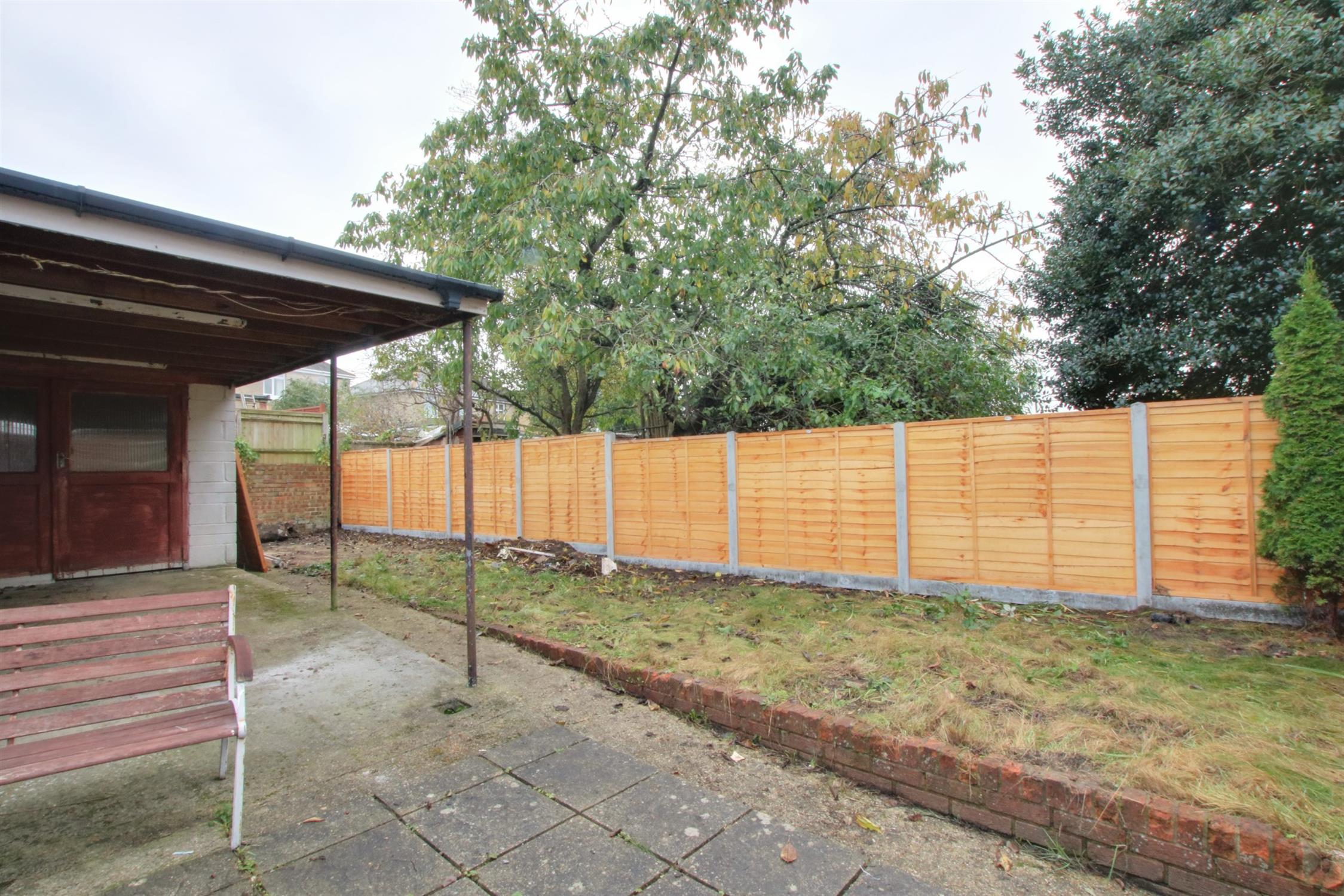 For Sale Regents Park, Southampton, 3 Bedroom Property from Pearsons Estate Agents