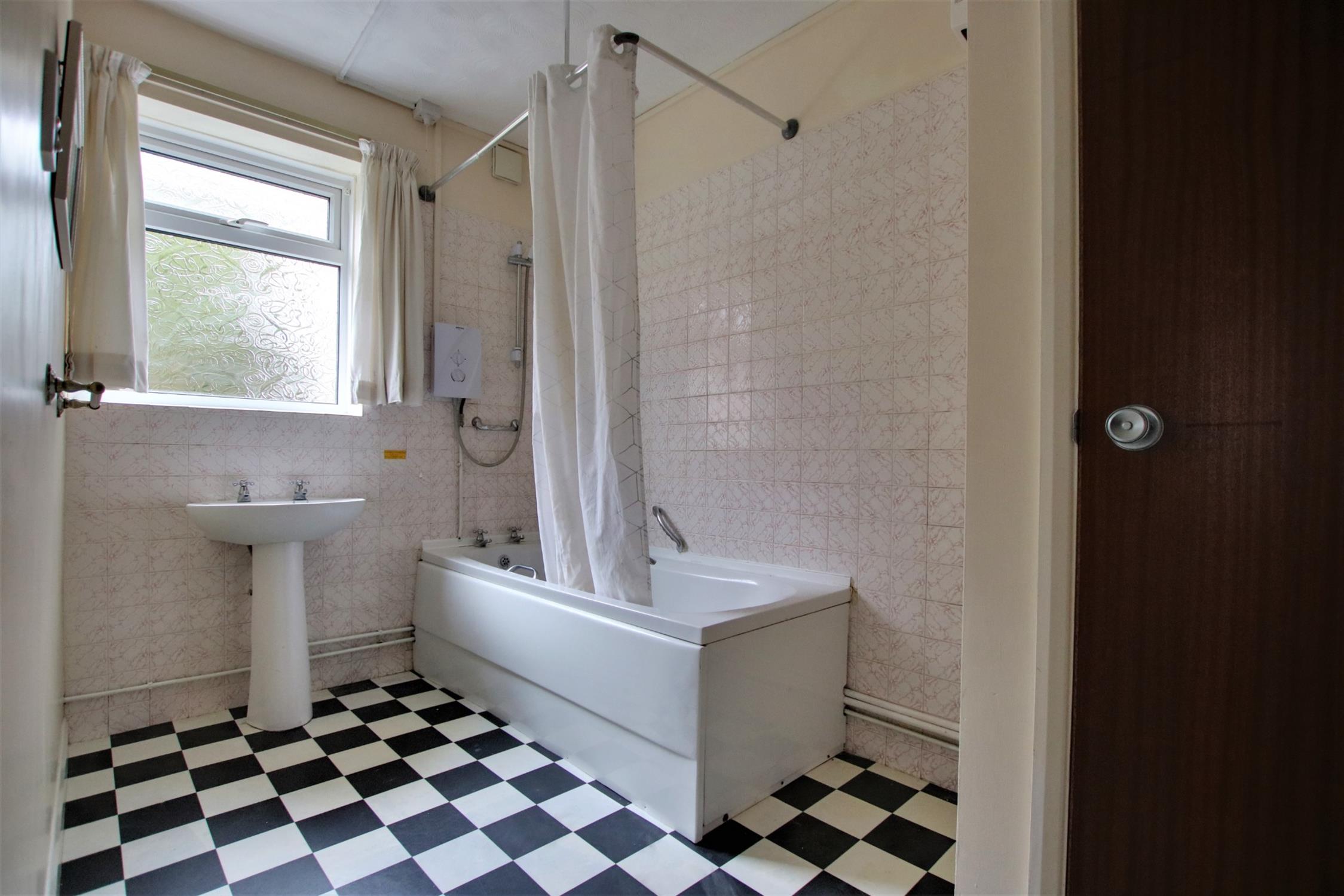 For Sale Westwood Road, Southampton, 2 Bedroom Property from Pearsons