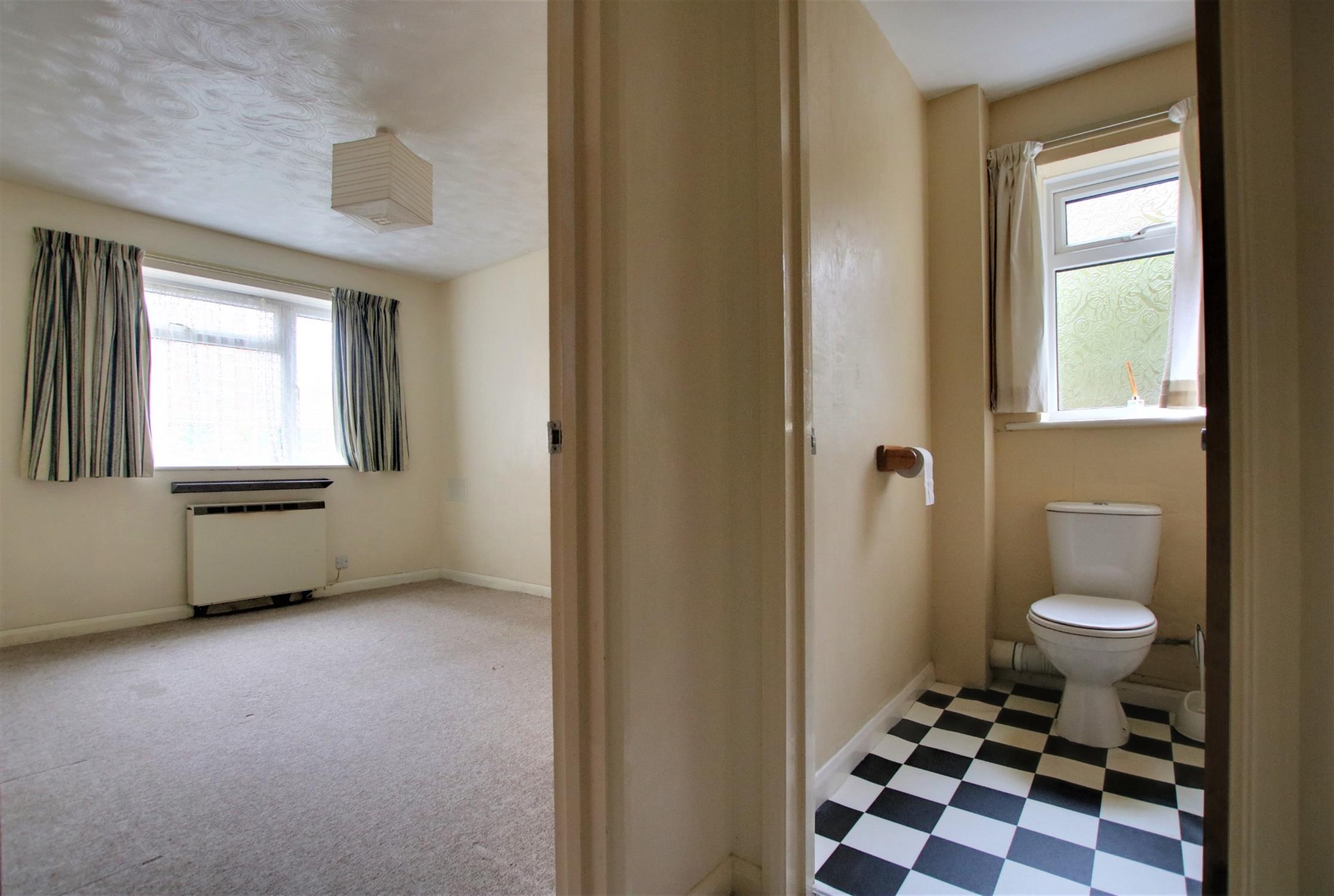 For Sale Westwood Road, Southampton, 2 Bedroom Property from Pearsons