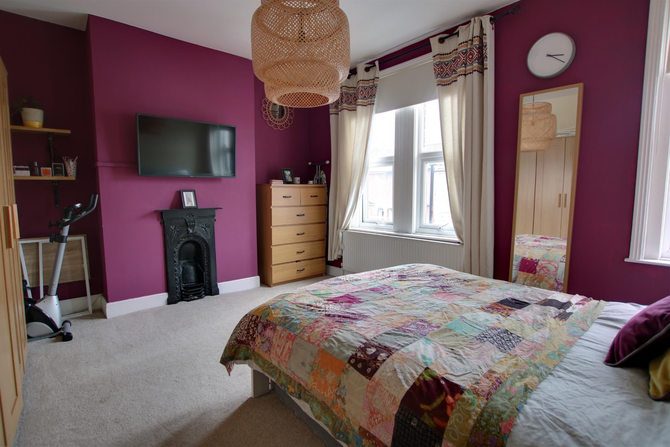 For Sale Shirley, Southampton, 2 Bedroom Property from Pearsons Estate