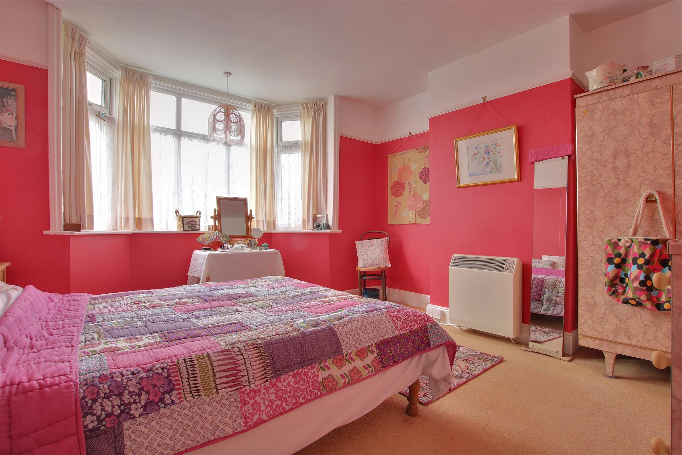 For Sale Stoneham, Southampton, 3 Bedroom Property from Pearsons