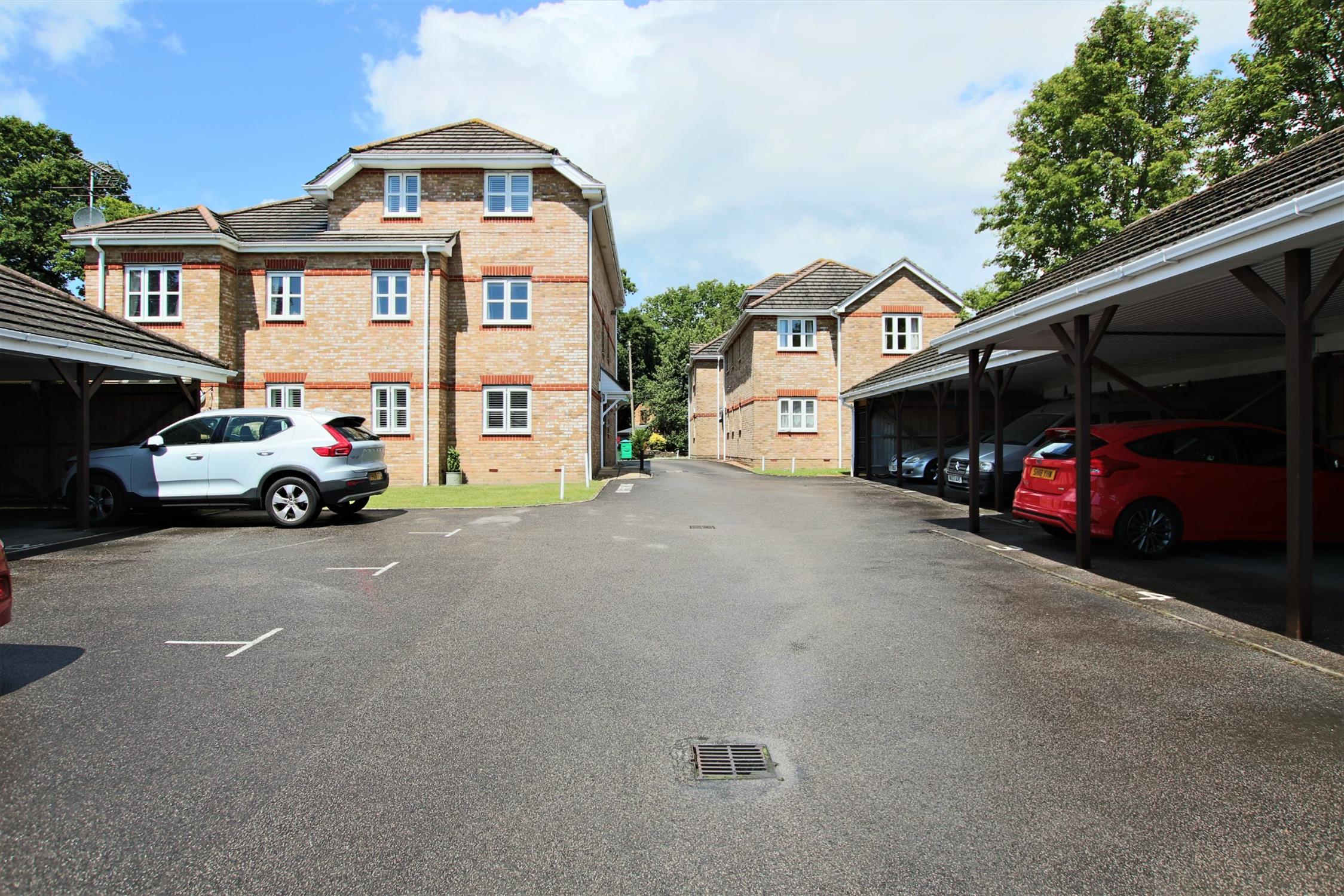 For Sale: Bassett, Southampton, 2 Bedroom Property from Pearsons Estate ...