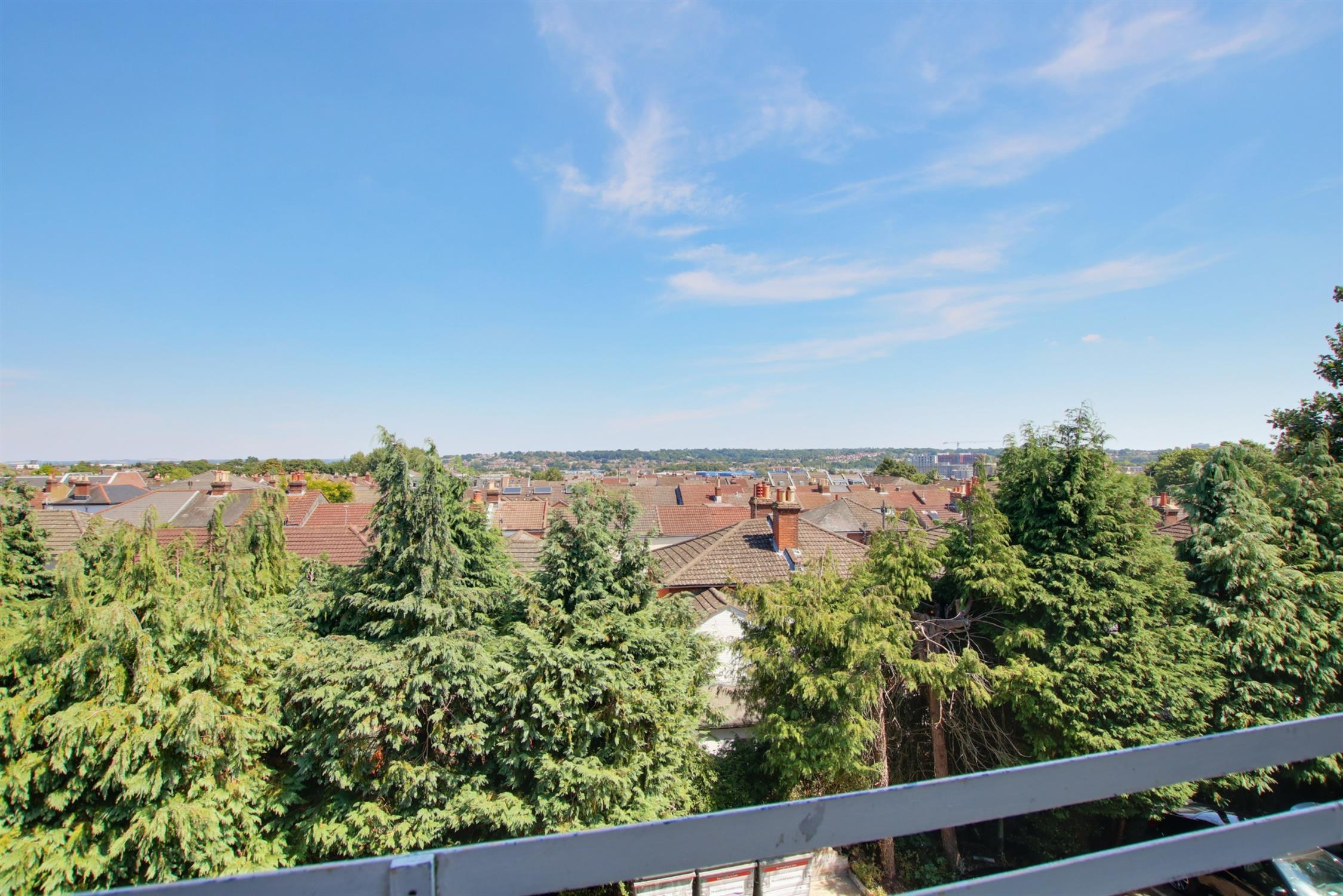 For Sale The Avenue, Southampton, 1 Bedroom Property from Pearsons