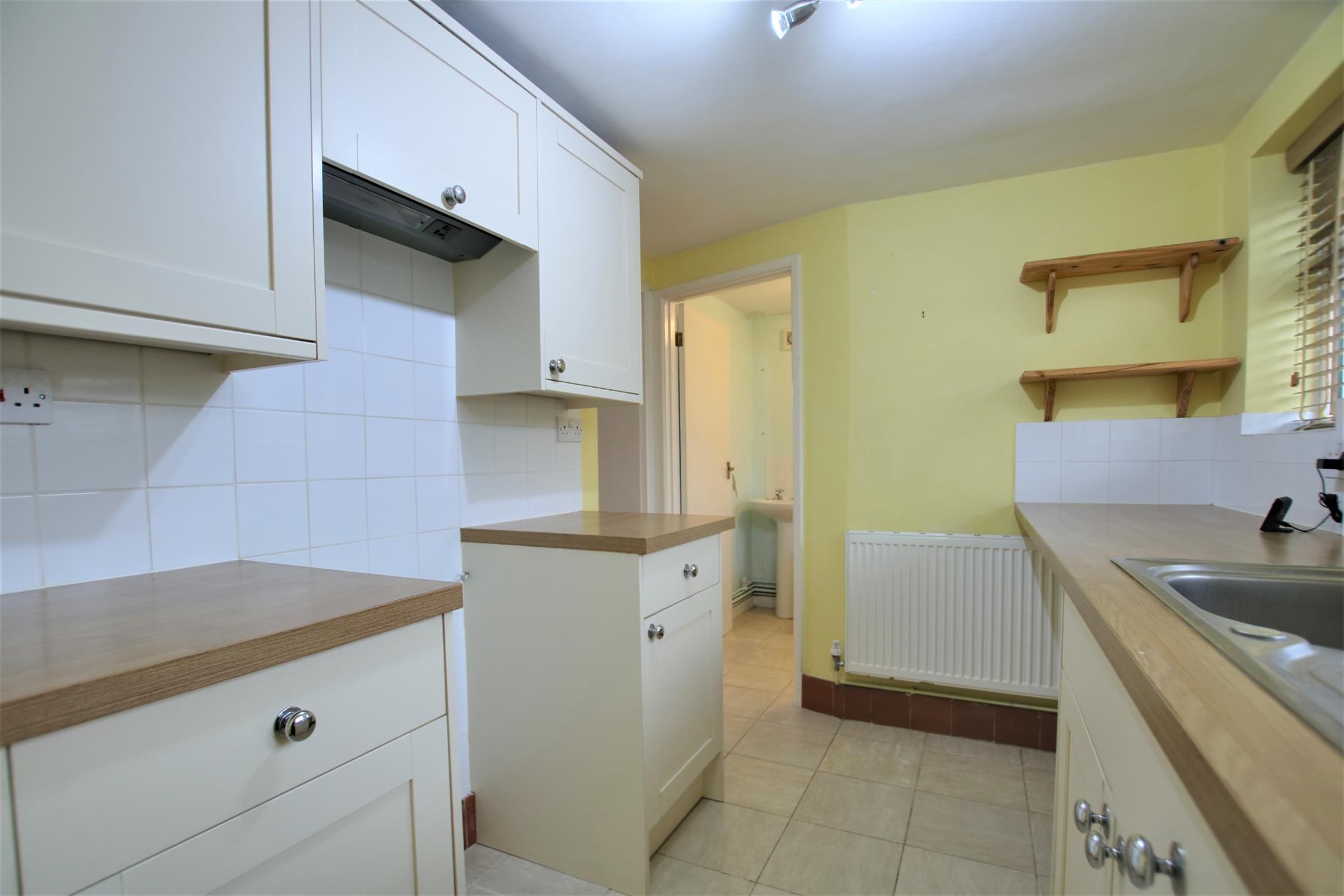 For Sale Hazeley Road, Twyford, Winchester, 2 Bedroom Property from