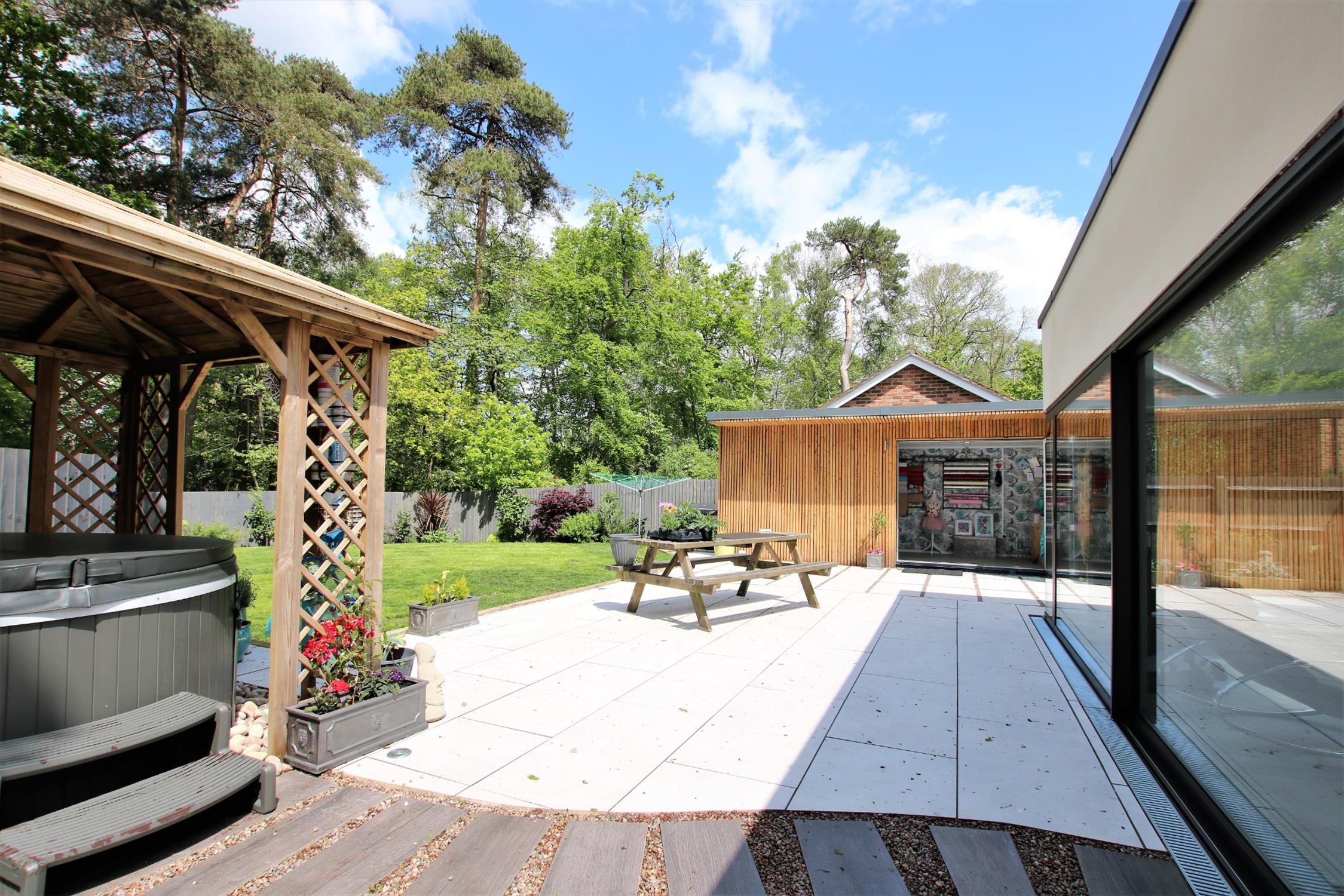 For Sale Thornhill Park, Southampton, 4 Bedroom Property from Pearsons