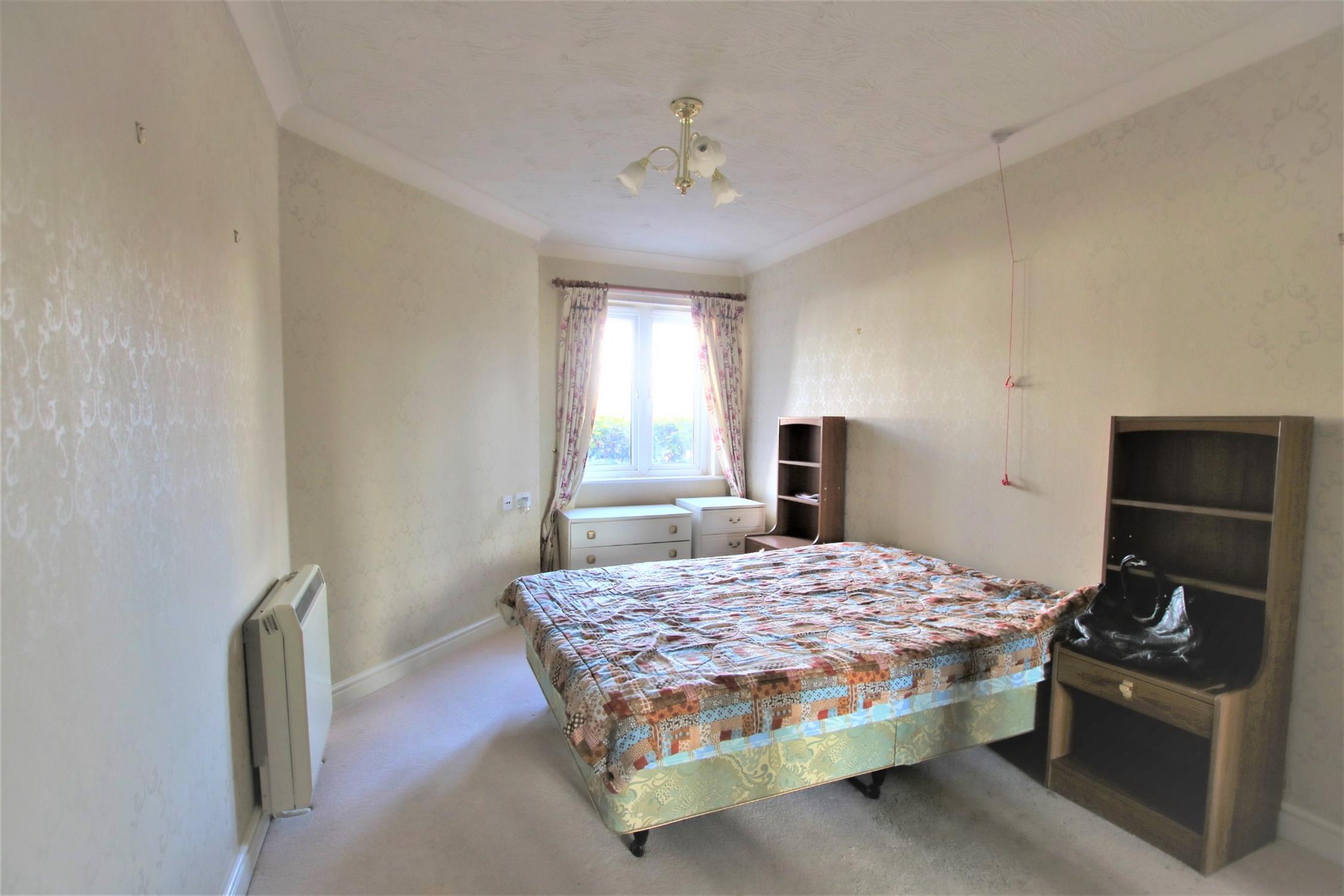 For Sale Fielders Court, West End, Southampton, 1 Bedroom Property