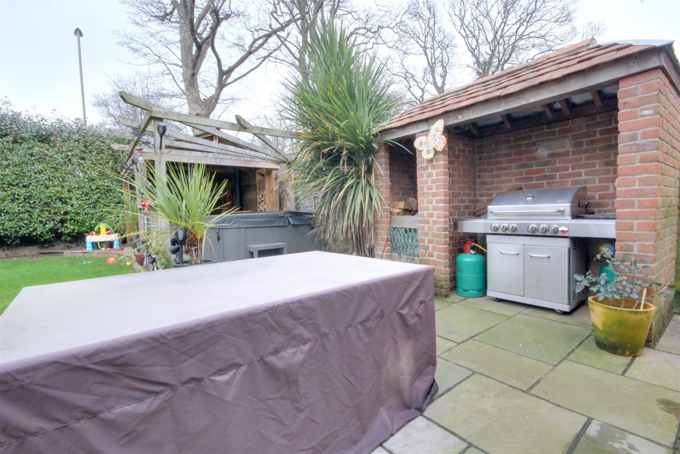 For Sale Purbrook, Waterlooville, 5 Bedroom Property from Pearsons