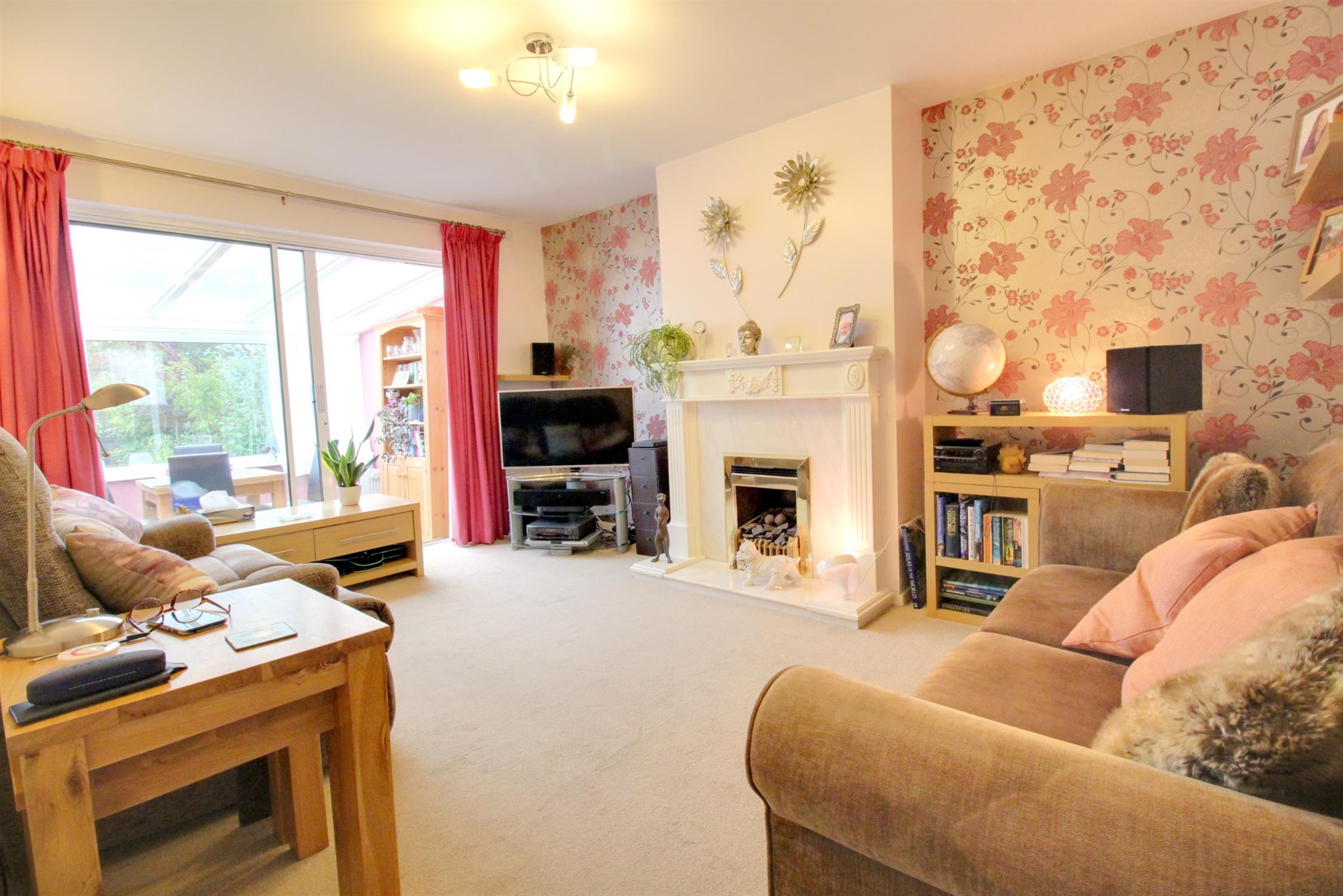 For Sale Waterlooville, 2 Bedroom Property from Pearsons Estate Agents