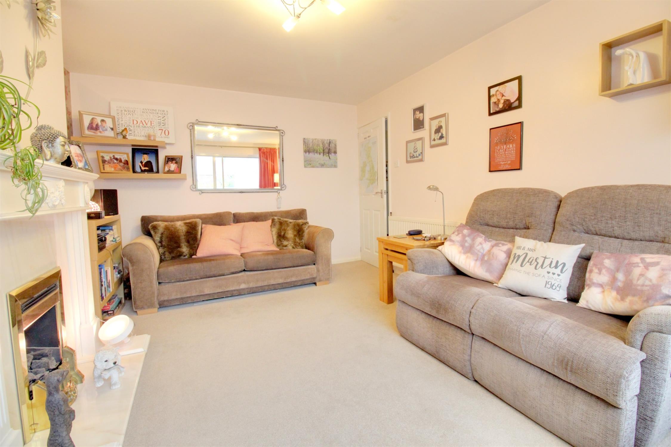 For Sale Waterlooville, 2 Bedroom Property from Pearsons Estate Agents