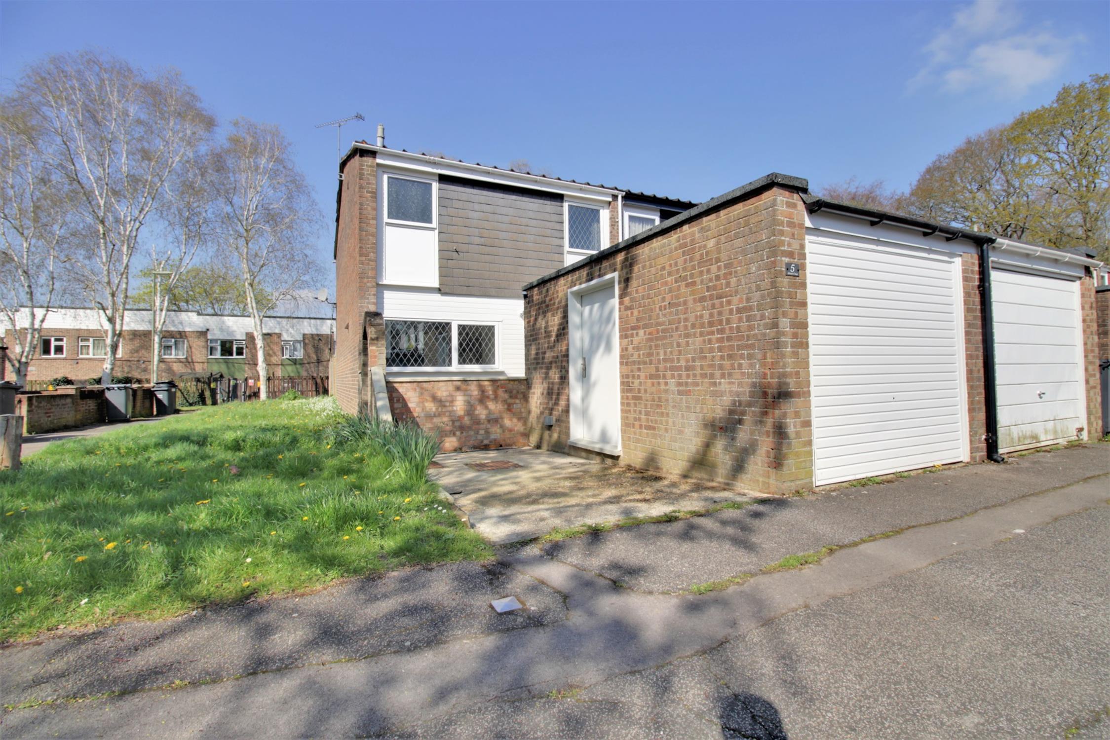For Sale Close, Waterlooville, 3 Bedroom Property from Pearsons