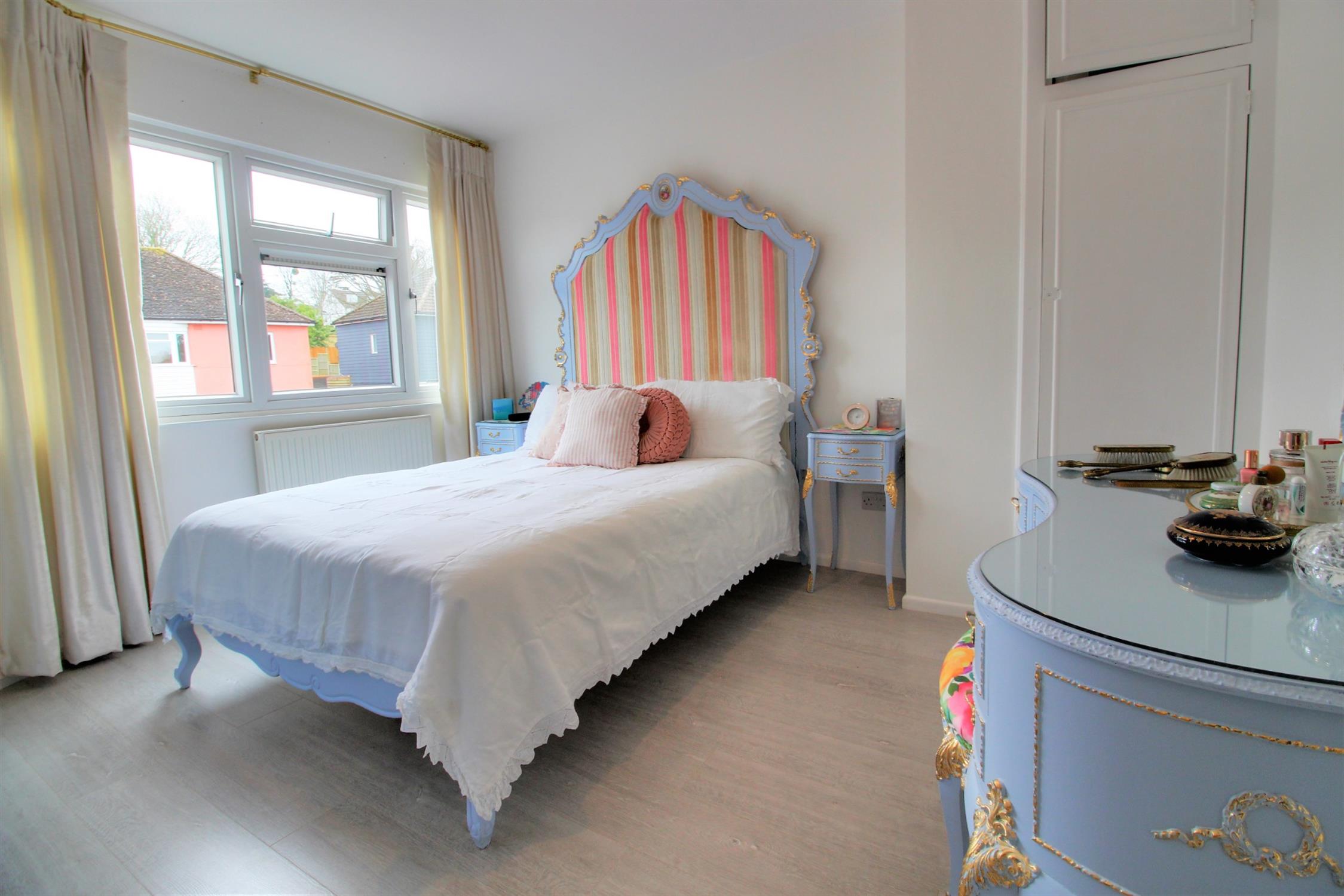 For Sale Serpentine Road, Widley, 3 Bedroom Property from Pearsons