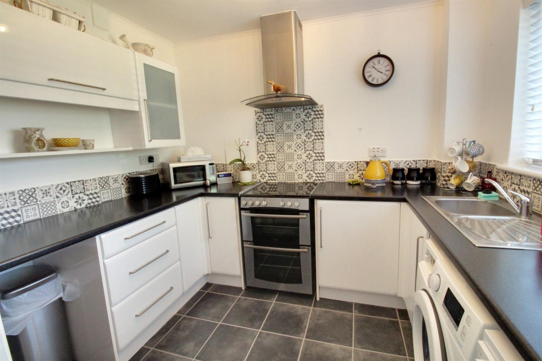 For Sale Ripon Gardens, Waterlooville, 2 Bedroom Property from Pearsons Estate Agents