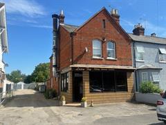 Estate Agents in Slough : Focus Commercial : 0 Bedroom Takeaway : Willoughby Road Langley Slough SL3 8JH : £420,000 : Click here for more details on this property