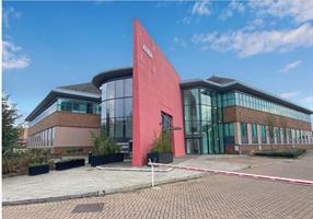 Estate Agents in Lettings : Chiltern Hills : 2 Bedroom Apartment : Bath Road, Slough : Guide Price £245,000 : Click here for more details on this property