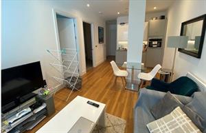 Estate Agents in Lettings : Chiltern Hills : 2 Bedroom Apartment : Bath Road, Slough : Guide Price £245,000 : Click here for more details on this property