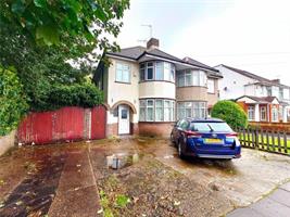 Estate Agents in Lettings : Chiltern Hills : 3 Bedroom Semi-Detached House : Croyde Avenue, Hayes : £650,000 : Click here for more details on this property