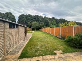 Estate Agents in Lettings : Chiltern Hills : 3 Bedroom Semi-Detached House : Carver Hill Road, High Wycombe : £2,200 pcm : Click here for more details on this property