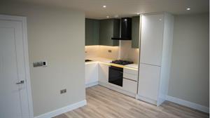 Estate Agents in Lettings : Chiltern Hills : 1 Bedroom Apartment : West Wycombe Road, High Wycombe : £1,400 pcm : Click here for more details on this property