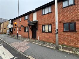 Estate Agents in Lettings : Chiltern Hills : 1 Bedroom Flat : Jubilee Road, High Wycombe : £1,000 pcm : Click here for more details on this property