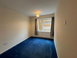 Estate Agents in Lettings : Chiltern Hills : 2 Bedroom Apartment : Cornwall House, Uxbridge : £1,750 pcm : Click here for more details on this property