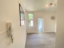 Estate Agents in Lettings : Chiltern Hills : 0 Bedroom Flat : Priory Road, Hp13 : £1,000 pcm : Click here for more details on this property