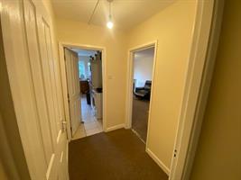 Estate Agents in Lettings : Chiltern Hills : 6 Bedroom Detached House : Wordsworth Road, Hp11 : £185 pw : Click here for more details on this property