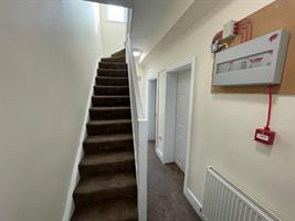 Estate Agents in Lettings : Chiltern Hills : 1 Bedroom House Share : Totteridge Road, Hp13 : £650 pcm : Click here for more details on this property