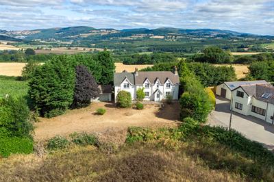 Pen-Y-Groes Fach, Michaelston-Y-Fedw