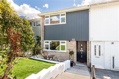 Torrens Drive, Lakeside, Cardiff