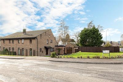 Pontfaen, Cyncoed, Cardiff.